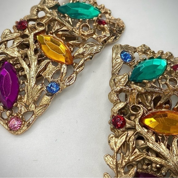 Vintage MUSI Multicolor Rhinestone Verdant Gold Tone Rectangular Shoe Clips - Picture 5 of 6